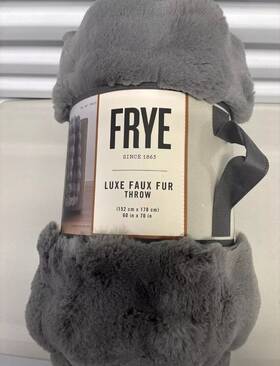 1796219 Frye Luxe Faux Fur Throw 60 X 70 In Gray New With Tags