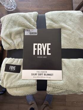 Bk68705fqgr-49h Frye Full/queen Silky Soft Solid Light Green Blanket
