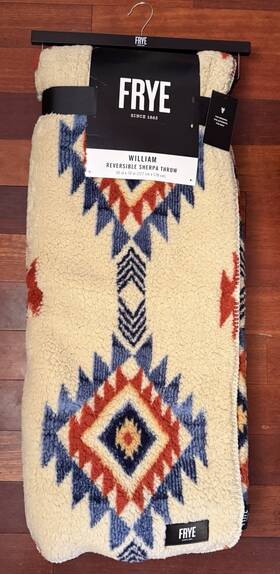L6-ob Frye New William Western Reversible Sherpa Throw Blanket 50 X 70 Inches Nwt