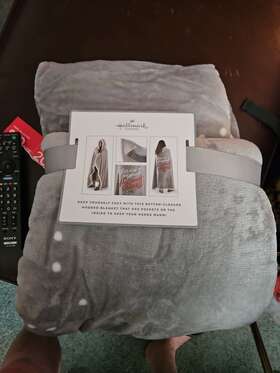 Hallmark 763795799916 Channel Lets Stay In Oversized Hooded 50 Inch X70 Blanket With Pockets