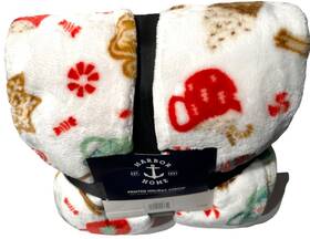 Nx50-689 Harbor Home Holiday White Soft Plush Throw Oversize Candy Cane Mug Cocoa