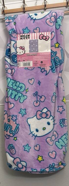 Hello Kitty 032281137298 Silk Touch Throw Blanket Purple Cherry Greeting 50 X 70 Inch
