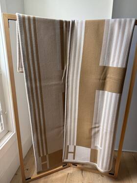 H102993m Herm S Avalon Throw Blanket Beige/white Merino Wool/cashmere 75x55 Reversible