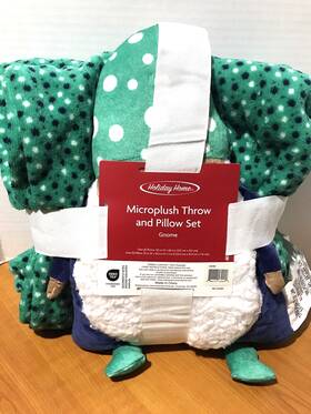 Holiday Home 888777139990 Throw And Pillow/plush Set Gnome 50 Inch X60 Microplush So Soft Nw