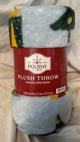 Holiday Time 197502033534 50 Inch X 60 Trees And Dogs Colored Polyester Plush Throw