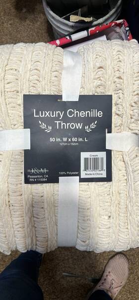 115084 Home Fashions Chenille Throw Blanket Cream 50 X 60 In Polyester