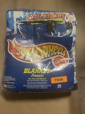 80-517 Hot Wheels Twin Blanket 72 X 90 Blue/white Acrylic Polyester Cars Graphic