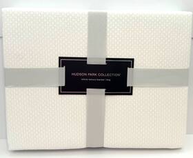 Hudson Park 194145137100 Collection Lattice Texture Blanket King Brand New White