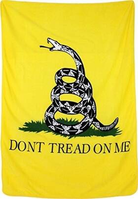 Infinity Republic 840806121079 Donftt Tread On Me Gadsden Super Soft Throw Blanket - 50x60 For