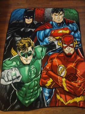 Justice League 073558746935 Dc Comics Plush Super Soft Throw Blanket 46 Inch X60