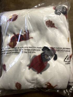Kohls 400532857200 Christmas Fall And Dogs In Sweaters Blanket Throw Super Soft Nwt