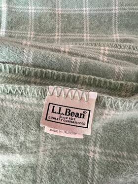 0dap2 L.l. Bean Vtg Ll Classic Green Windowpane 100% Virgin Wool Blanket Inch Full Sz 92 X72 0dap2 L.l. Bean Vtg Ll Classic Green Windowpane 100% Virgin Wool Blanket Inch Full Sz 92 X72