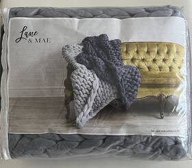 Lane & Mae 856612008350 And Chunky Knit Medium Throw Pure Merino Wool Winter Gray