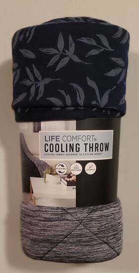 1727177 Life Comfort Cooling Throw 60 Inch X 70 Navy Blue Reversible All Seasons