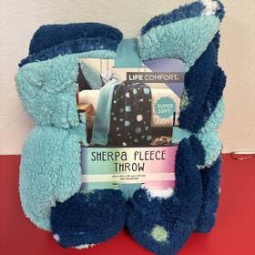 Life Comfort 778267243538 Ultra Soft Sherpa Fleece Throw 50 X 40 Inches For Kids New With Tag