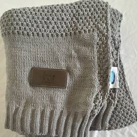 Dp27022 Love Your Melon Gray Knitted Throw Blanket All-over Pattern