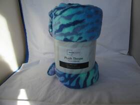 Mainstays 784857603354 Plush Throw Blanket Bight Colored Streaks - 50 Inch X60 New With Tags