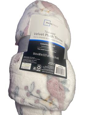 Mainstays 791551849766 Textured Velvet Plush Throw 50 Inch X 60 New