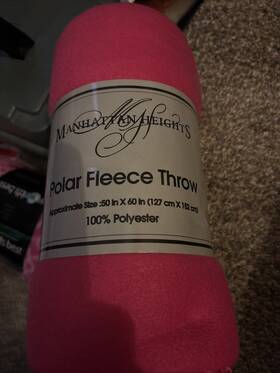 Manhattan Heights 748279183306 Pink Lightweight Fleece Throw Blanket 50 X 60 Inches New