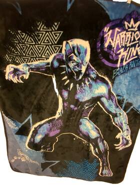 1099029 Marvel Black Panther Warrior King Throw Blanket 2017 Tribal Graffiti Pattern
