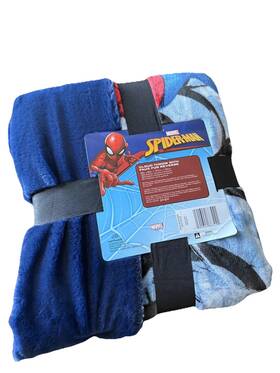 990322100 Marvel Spider-man Nwt Kids Cloud Faux Fur Throw 50 Inch X 60 Spidey Enthusiasts