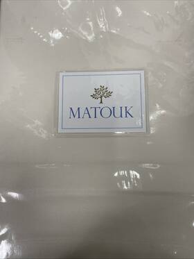 M304 Matouk Inch Dream Model Throw Oyster
