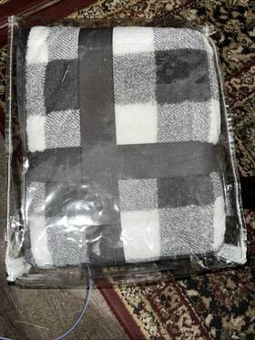 Members Mark 193968132385 Oversized Cozy Throw Soft And Reversible 60 Inch X72