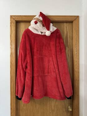 Members Mark 193968232870 Adult Holiday Critter Pullover Hooded Santa Red