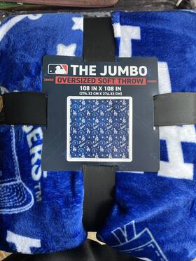 Mlb 196882201557 Dodgers Oversized Soft Throw Blanket
