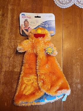 6072302 Ms. Rachel Official Herbie Huggable Lovey Very Soft New