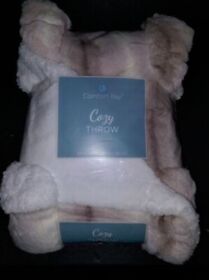 New Comfort Bay Cozy Plush Throw 50 X 60inch Soft Tan And White Sherpa Super