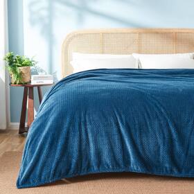 B088nppg66 Newcosplay Super Soft Queen Blanket Navy Blue Premium Silky Flannel Fleece Leave