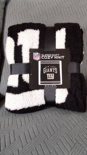 Nflblkml-6nyg Nfl Super Soft New York Giants Throw Blanket 50x60 In Polyester Black White