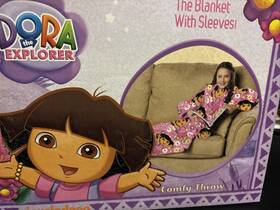 Nickelodeon 087918320277 Dora The Explorer Blanket Sleeves New Soft Comfy Throw 48 Inch X48 Nick Jr Childs