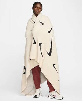 Hq6917-118 Nike 725380415366 Phoenix Cozy Boucle Blanket Unisex Sports Casual Nwt
