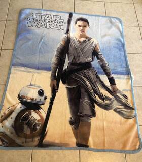 1dsw659000010ret Northwest Disney Star Wars Super Soft Fleece Throw Blanket