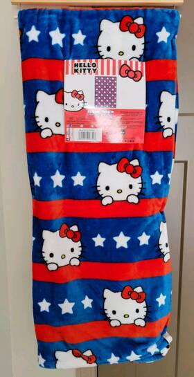 2020998-0999 Northwest Sanrio Hello Kitty Inch Patriotic Stripes Cloud Throw - 60in X 70in Nwt
