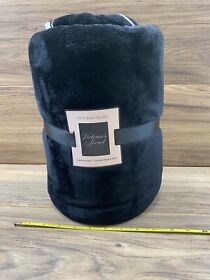 Nwt Victorias Secret 50 X 60 Inch Soft Sherpa Blanket New