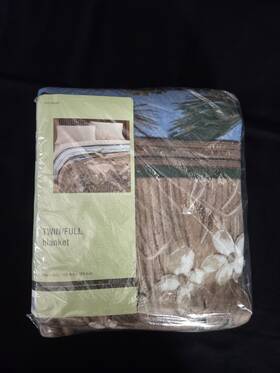 Owen 025853036952 Vintage Blanket Full Twin Size Deer All Over Print Woodland Cabin Usa Buck