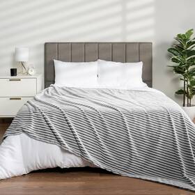 Pavilia 840168310562 Cozy Fleece Bed Blanket Queen Fuzzy Super Soft Plush Luxury Flannel