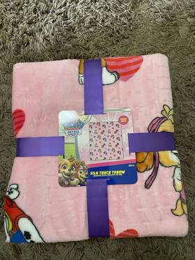 Paw Patrol 073558918288 Soft Plush Throw 60in X 70in Nwt Pink Hearts Valentines Day 60 Inch 70