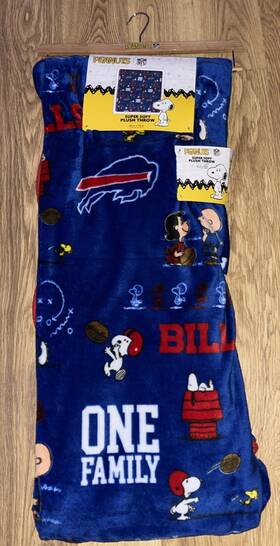 Pegasus Sports 196882198819 Peanuts Buffalo Bills Nfl Super Soft Plush Throw Blanket 60 X 70 Nwt Snoopy