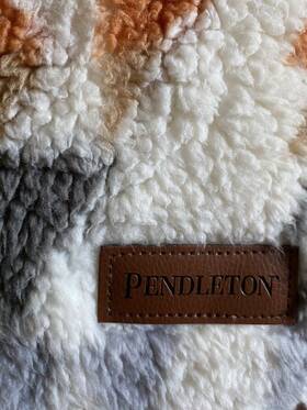 Pendleton 008889284177 Sherpa Fleece Blanket