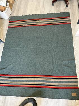 Pendleton 094508065944 Yakima Camp Blanket Green Heather Stripes 64 Inch X 81 Leather Patch