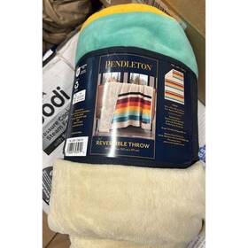 1796170 Pendleton New Reversible Plush Throw 50 Inch X70 Colorful Striped Polyester Blanket