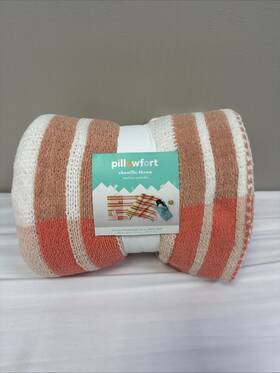 Pillowfort 191908796567 Knit Chenille Throw In Pinks And Orange- New So Soft 48 Inch X 58