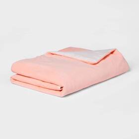 75569204 Pillowfort 60 Inch X40 6lbs Waterproof Removable Cover Weighted Blanket Pink -