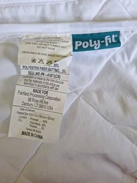 081519 Poly-fil Weighted Duvet Blanket Insert 12 Lbs. White 42 Inch X 68 Glass Beads