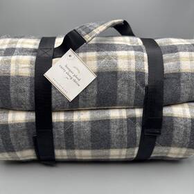 1550594 Pottery Barn Plaid Throw Picnic Blanket Flannel Outdoor Kid Baby Waterproof Soft