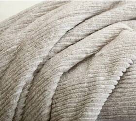 1698445 Pottery Barn Ribbed Faux Fur Blanket Beige One Size Full/ Queen 92x96
